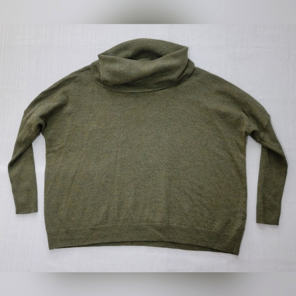 Cynthia Rowley Sweater Womens Small Green Long Sleeve Merino Wool Turtleneck